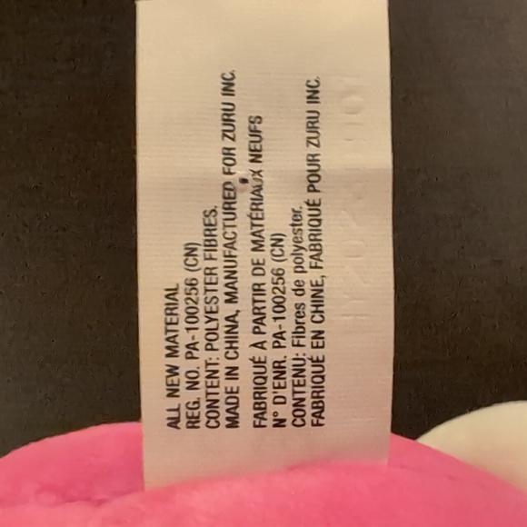 Zuru Snackles Brittany the Bunny  Plush with Cinnabon Cupcake. - Picture 6 of 8